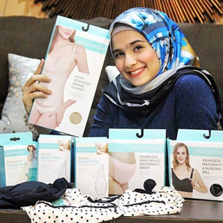 Hamil nya insyaAllah sebentar lagi selesai, persiapan setelah melahirkan juga udh disiapin ga sabar pake korset dan silicon breast pump buat baby Z semua ini aku dapetin di @mooimom.id superlengkap dari perlengkapan hamil sampai setelah melahirkan, bahkan perlengkapan baby juga ada loh..