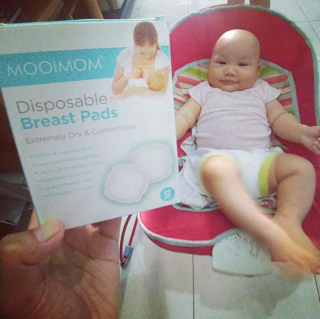 MOOIMOM Disposable Breast Pads: Higenis + Lembut + Strech + Merekat