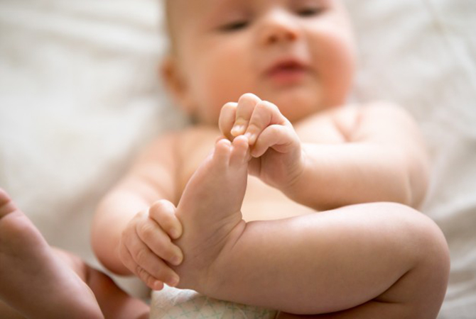 Moms, Ini Lho Cara Merawat Kulit Bayi yang Sensitif