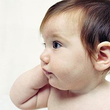 Cara Ampuh Mencegah Infeksi Telinga Pada Bayi