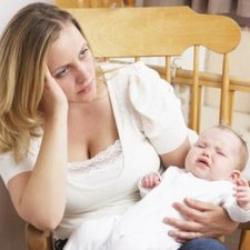 5 Tips Jitu Mencegah Baby Blues Syndrome