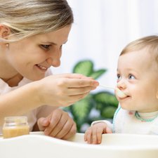 Kriteria Penting Memilih Babysitter