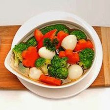 Tumis Brokoli Campur Tahu dan Wortel