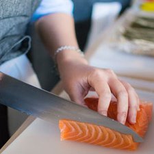 Ini Dia 5 Manfaat Salmon Untuk Si Kecil!