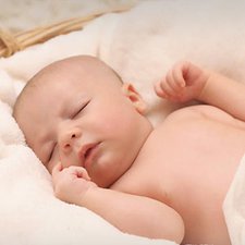 Bayi Sebelum 40 Hari Tidak Boleh Keluar Rumah?