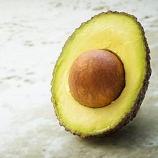 5 Manfaat Alpukat Untuk Si Kecil sebagai MPASI