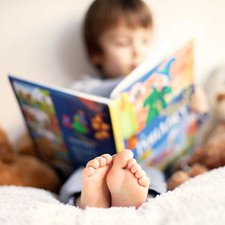 5 Tips Si Kecil Gemar Membaca