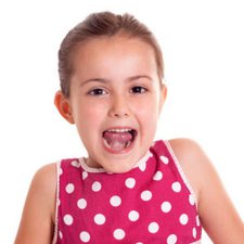 5 Tips Mengatasi Cadel pada Si Kecil