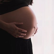 Tips Menjalani Masa Kehamilan Tanpa Suami