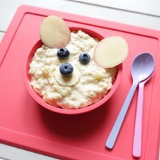 Resep MPASI: Bubur dengan Peach dan Apel (Untuk 6 Bulan Keatas)