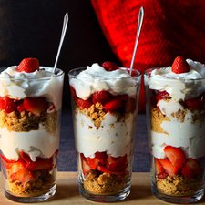 Resep Keluarga: Yoghurt Biskuit