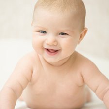 Moms, Ini Lho Cara Merawat Kulit Bayi yang Sensitif