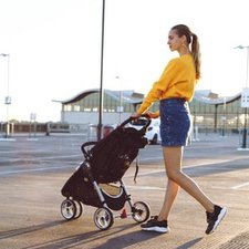 Hal yang Perlu Diperhatikan Moms Sebelum Membeli Stroller