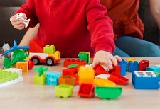 5 Trik Merapihkan Mainan Anak