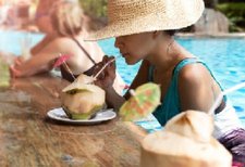 Manfaat AIr Kelapa untuk Ibu Menyusui