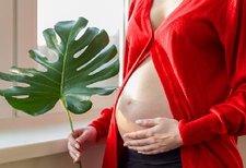 4 Tips Merawat Payudara Saat Hamil, Moms Bisa Coba Nih!