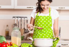 Tips Menyiapkan MPASI untuk Ibu Pekerja