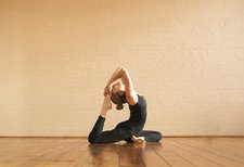 Benarkah Yoga Meningkatkan Peluang Hamil? Simak Faktanya