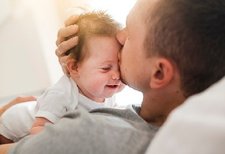 Tips Baby Bonding untuk New Dads, Lakukan Yuk!