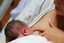 Moms, Simak Penyebab, Ciri-ciri, dan Tips Tingkatkan Pasokan ASI