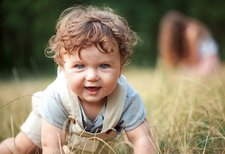 5 Cara Mempersiapkan Bayi Belajar Berjalan